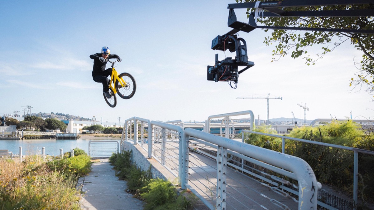 Credit: Dave Mackison  / Red Bull Content Pool /images/stories/2022/DANNY_SF_BTS_Dave_Mackison-xl.jpg