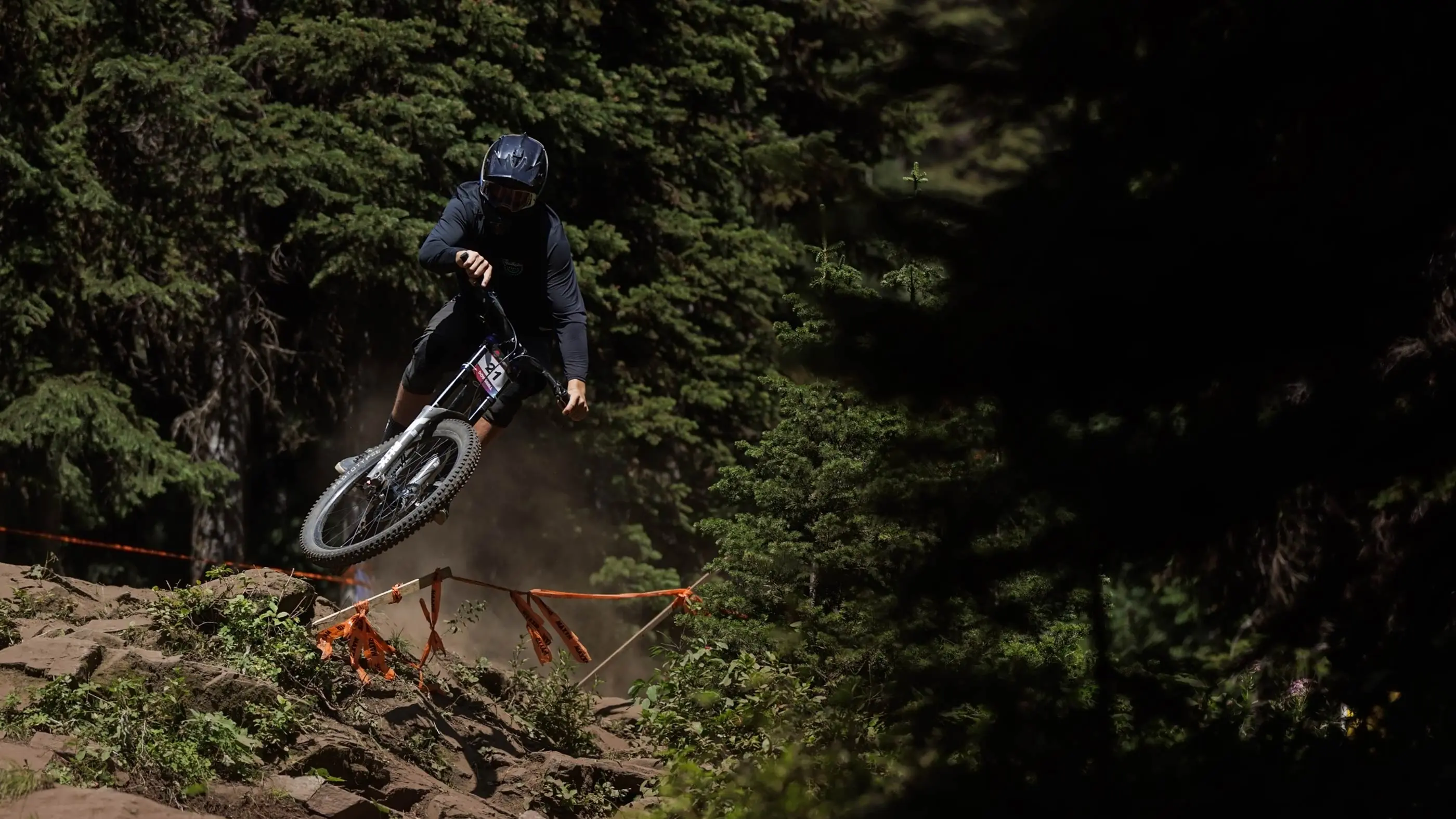Charlie Makea. Photo by: Clint Trahan